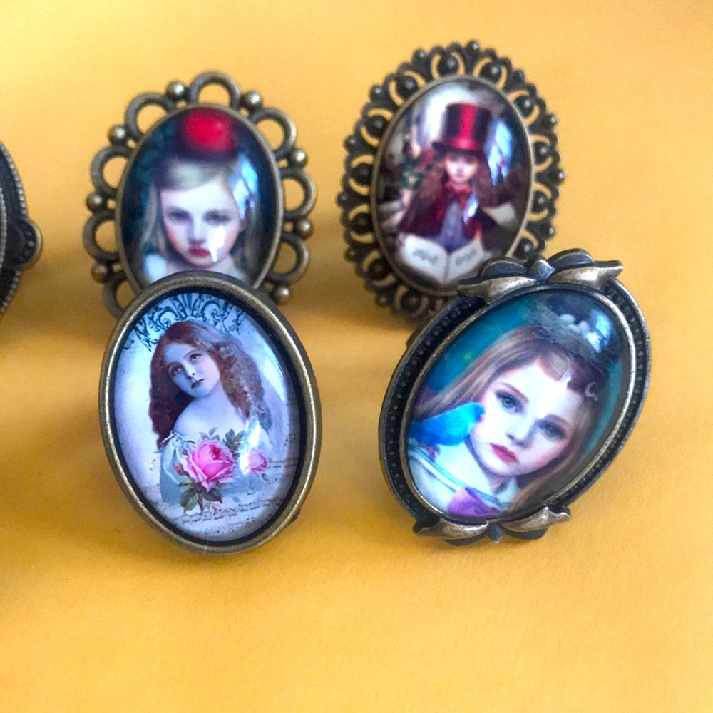 brass tone adjustable shabby victorian Alice rings U PICK